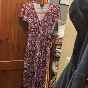 Fortune & Ivy Floral Flowy Midi Maroon Dress Size Small